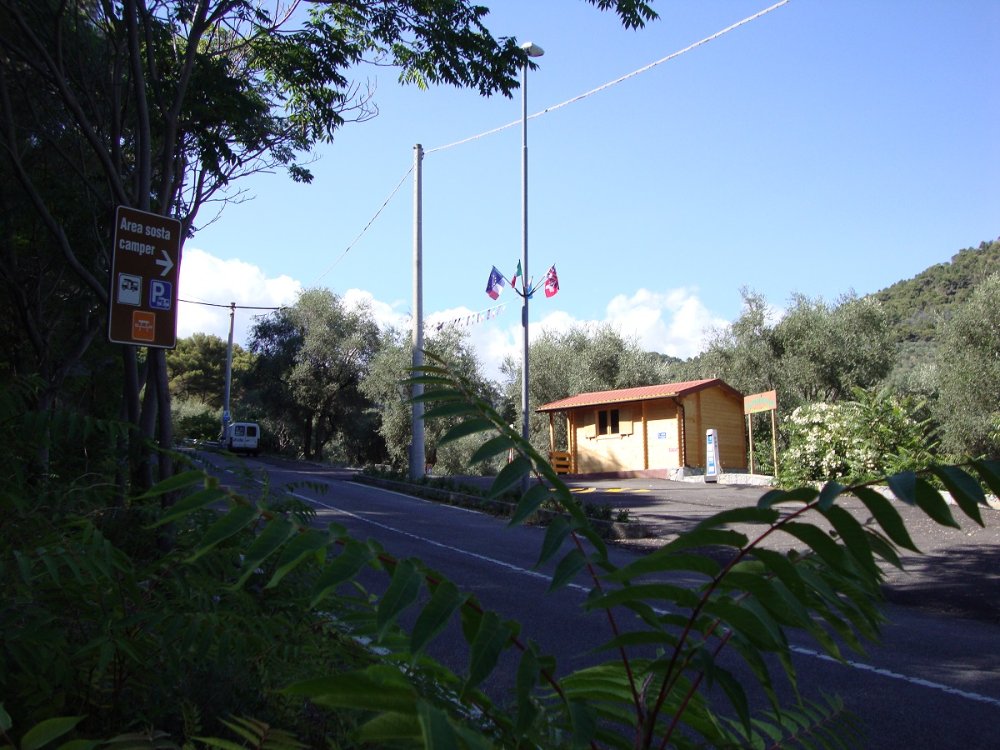 Aire camping-car  Breil-sur-Roya (06540) - Photo 1